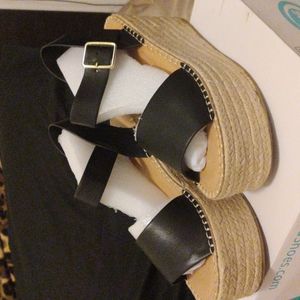 Brand New Black flatform sandals